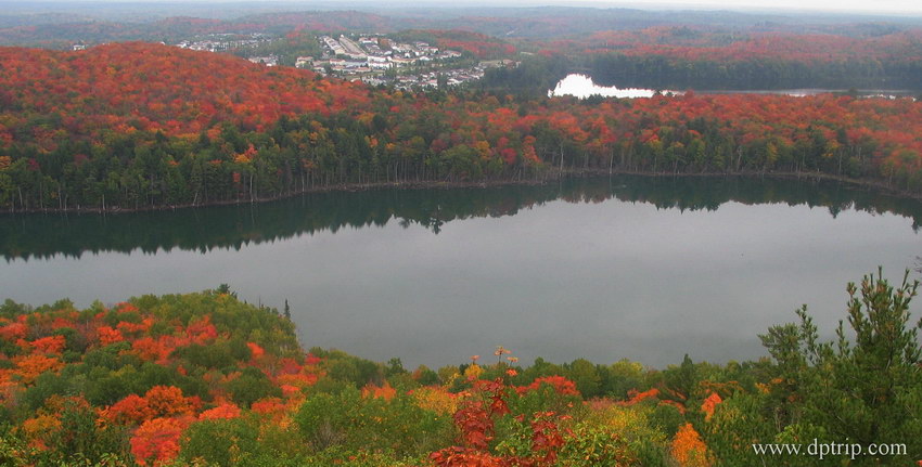 2005_NorthOntario014 Fire Tower Lookout - 可惜是阴天,以后还要来,在阳光明媚的日子.