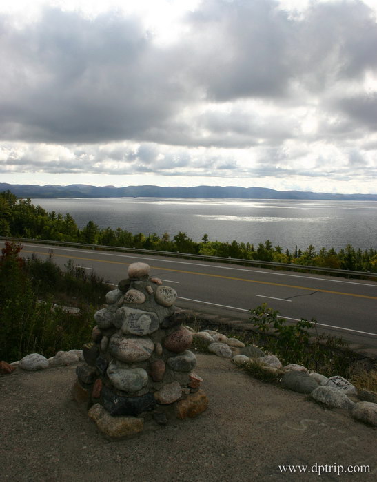 2005_NorthOntario040 HWY17沿湖而上，一路都是这样令人心旷神怡。